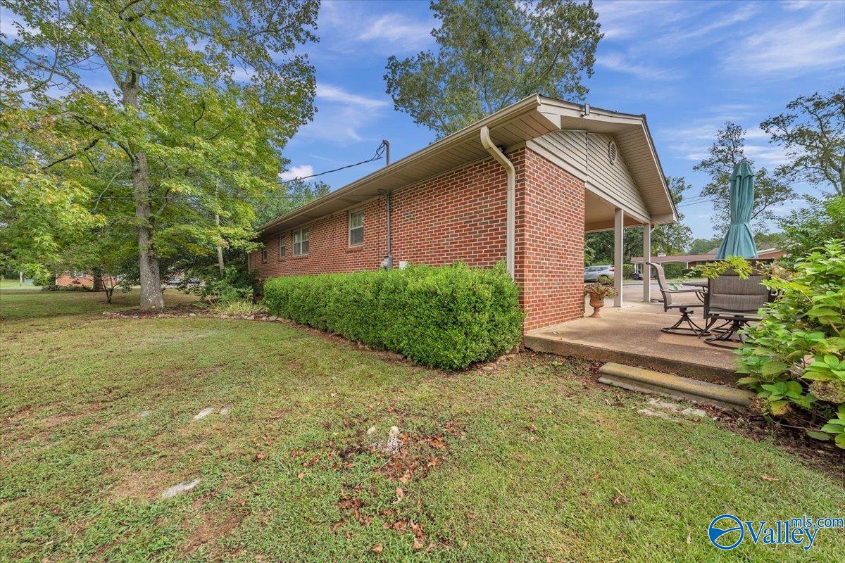 706 Adams Street, Scottsboro, Alabama image 4