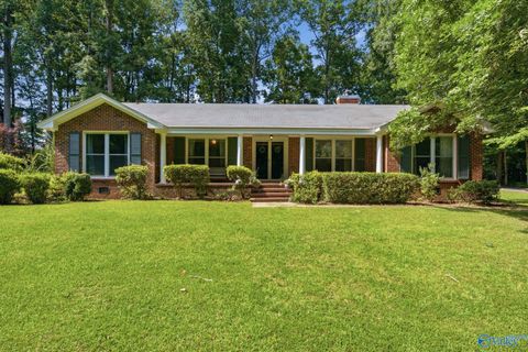 Homes For Sale - 107 Brookwood Drive<br/> Athens, AL 35613