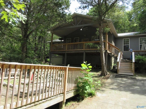 Homes For Sale - 1664 County Road 119<br/> Woodville, AL 35776