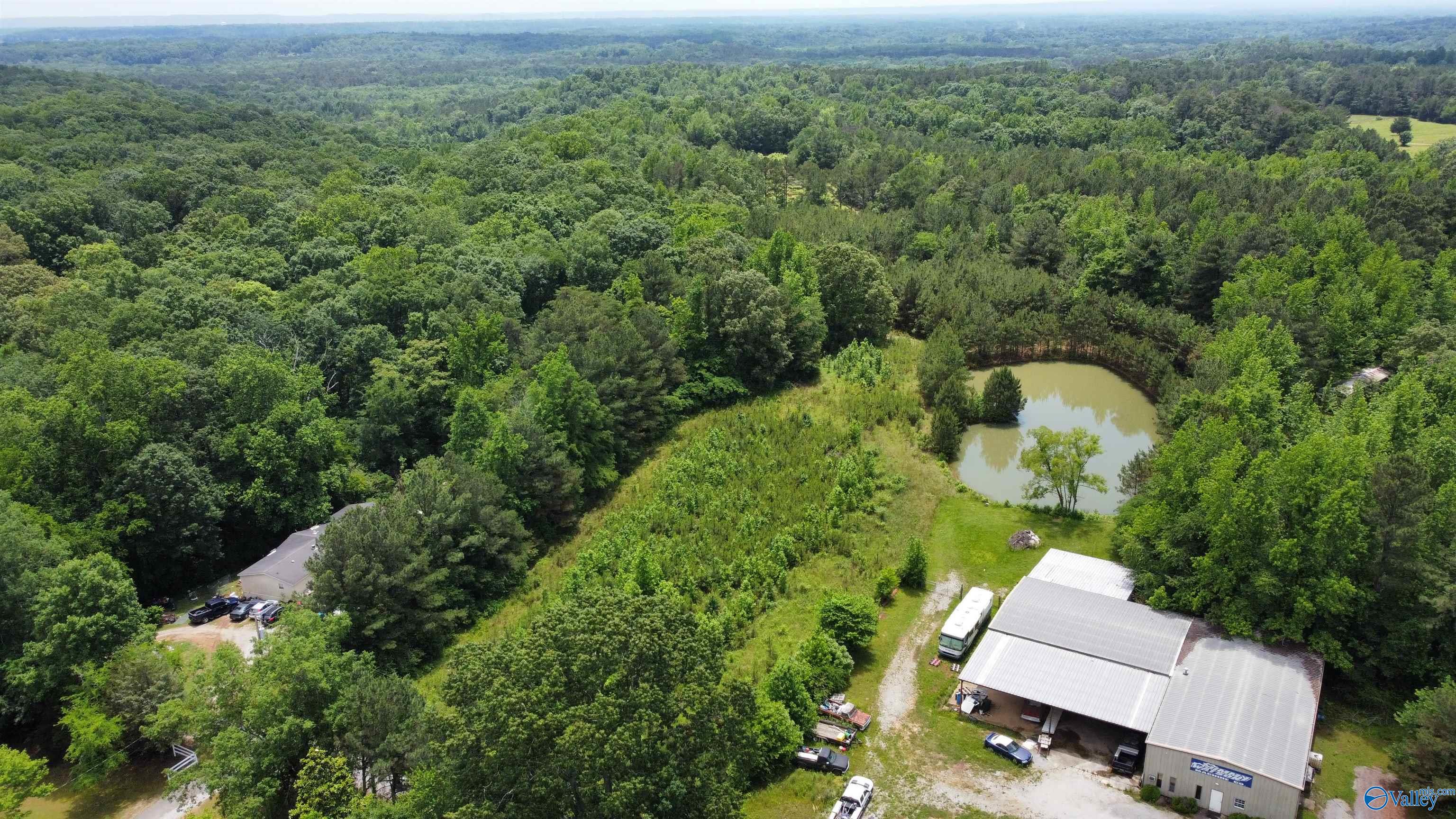 13.24 Herring Road, Hartselle, Alabama image 1