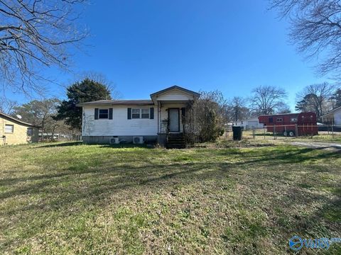 Photo of 9070 Highway 179, Boaz, AL 35956 (MLS # 21911350)