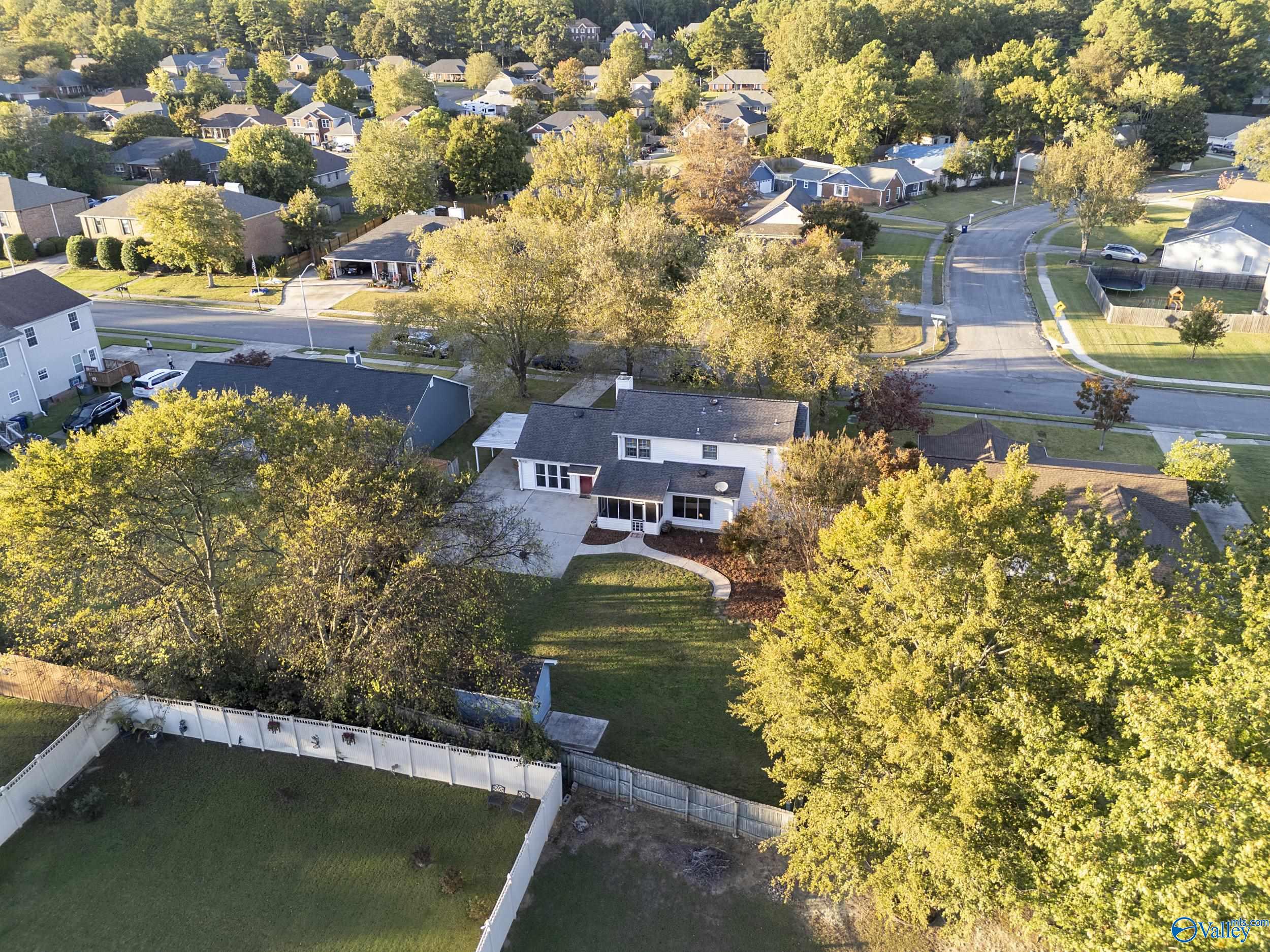 2519 Wynterhall Road