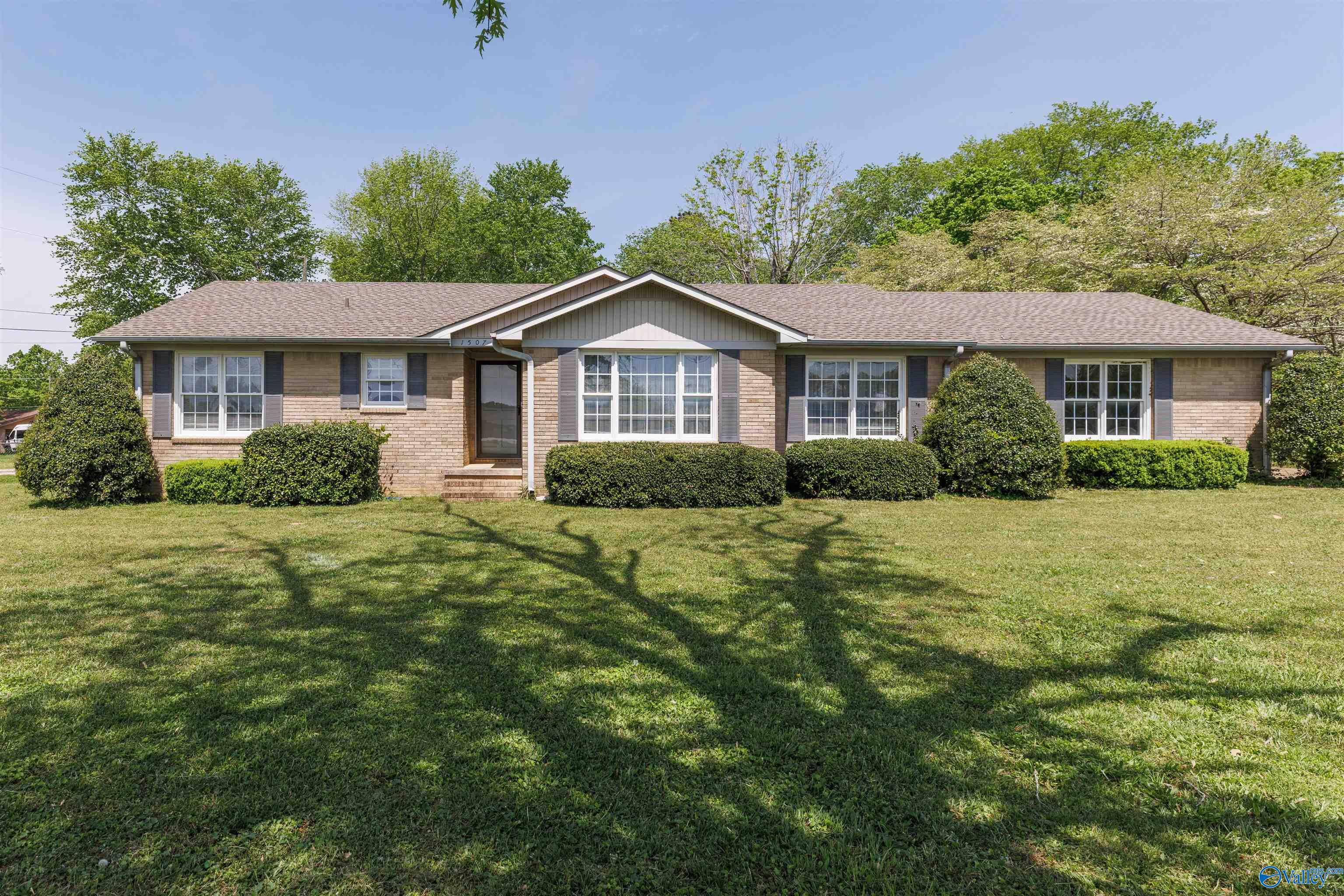 1507 Joe Quick Road, New Market, Alabama image 1