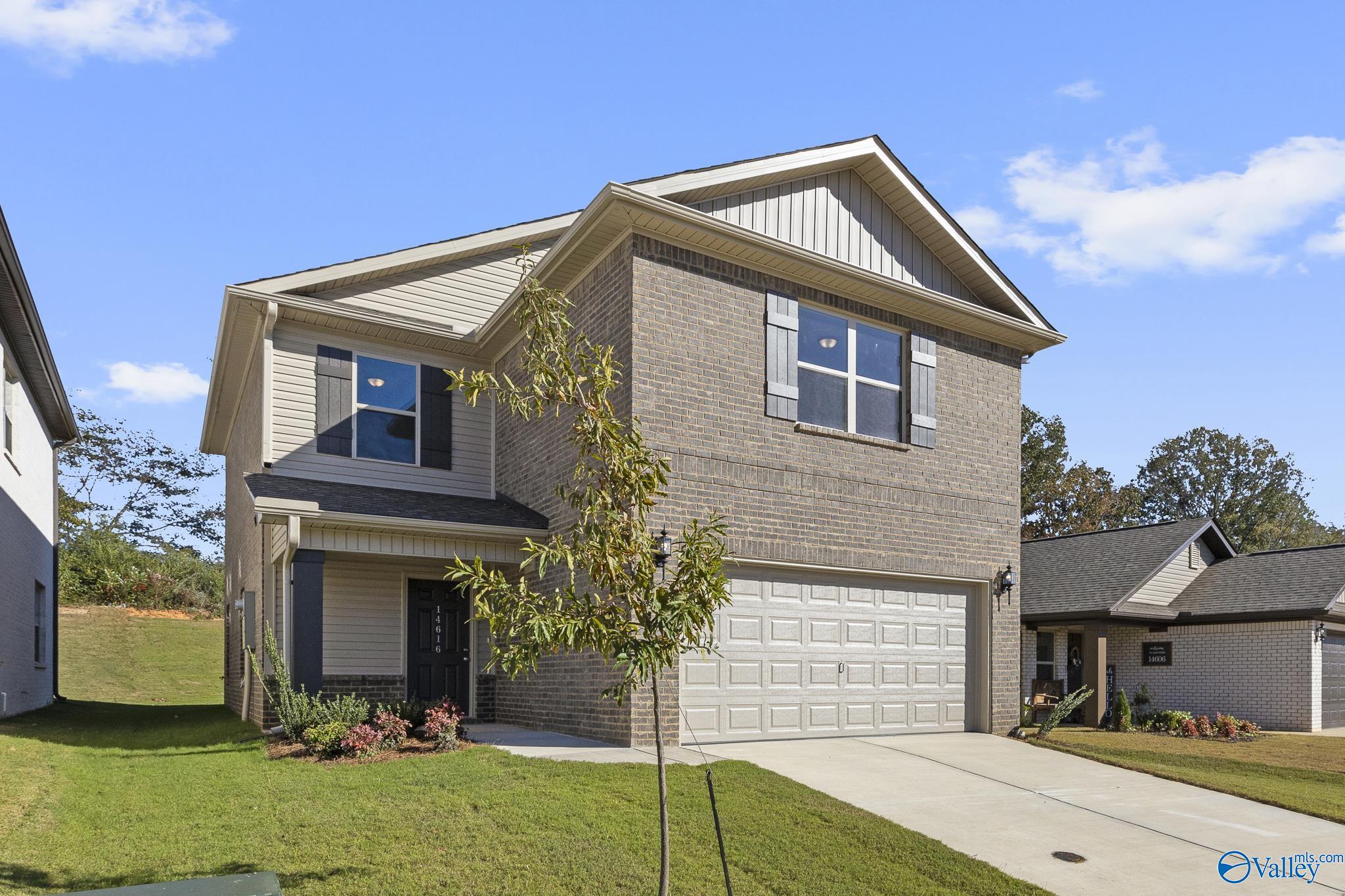 27935 Chalmers Circle, Harvest, Alabama image 1