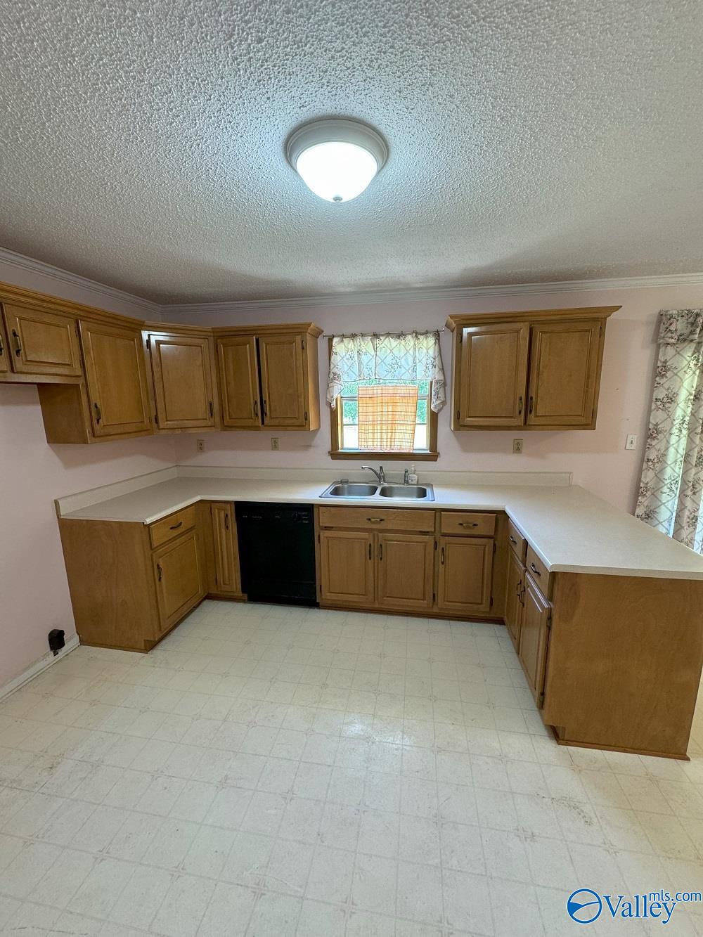 21214 Myrtlewood Drive, Athens, Alabama image 12