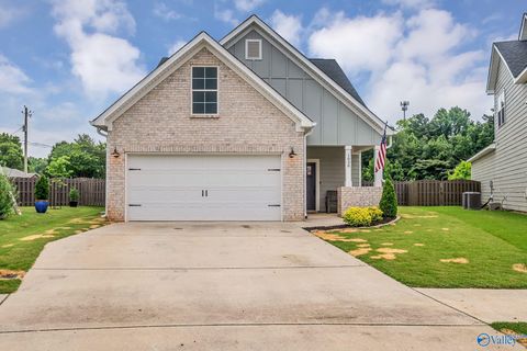 Homes For Sale - 1038 Highgrove Heights<br/> Harvest, AL 35749