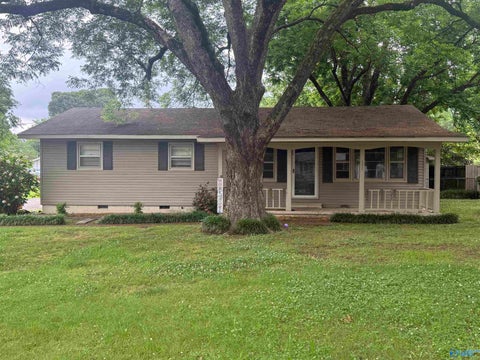 Homes For Rent - 500 Crestline Drive<br/> Hartselle, AL 35640