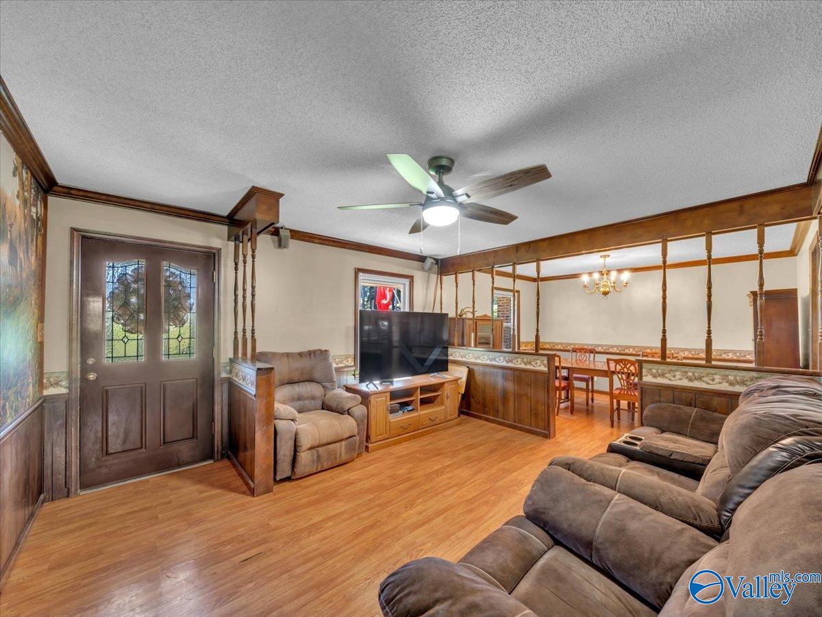 128 Hillside Road