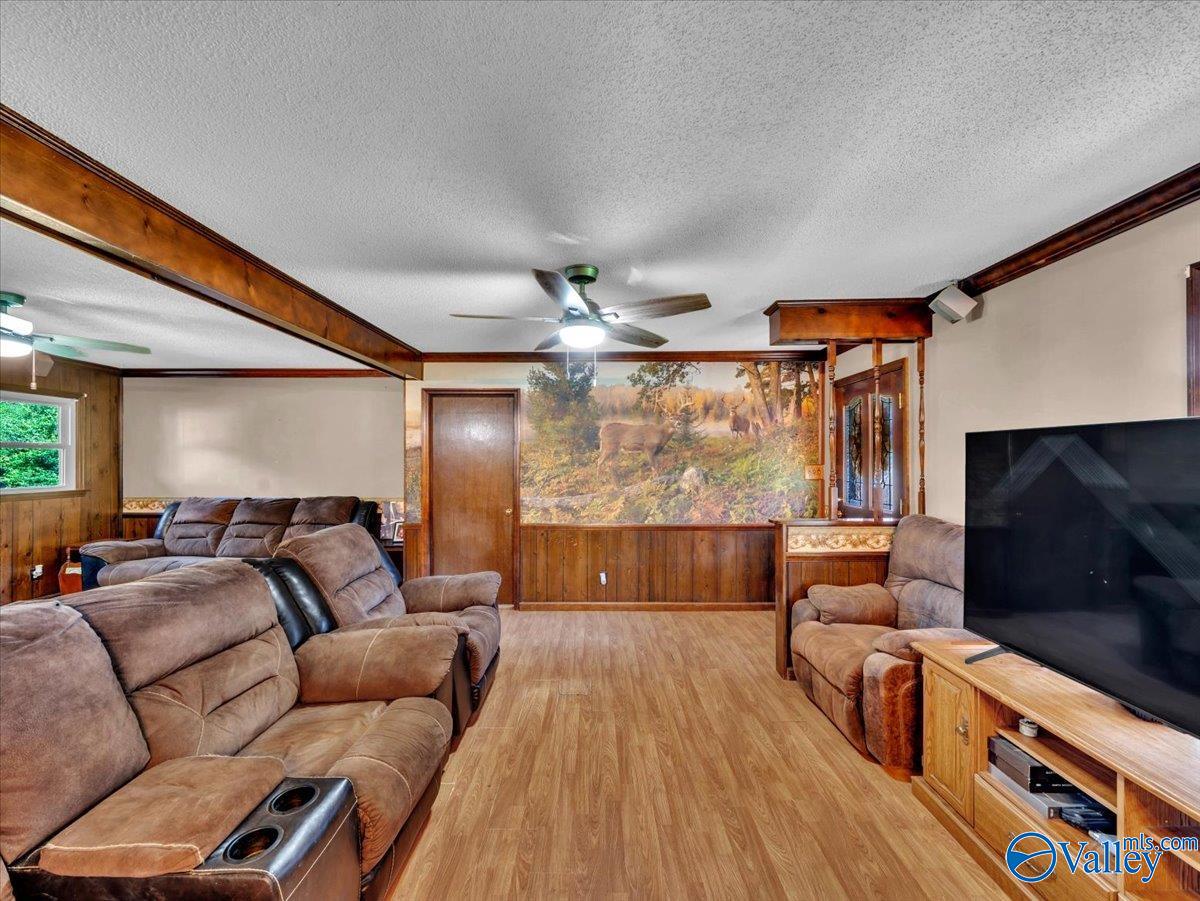 128 Hillside Road
