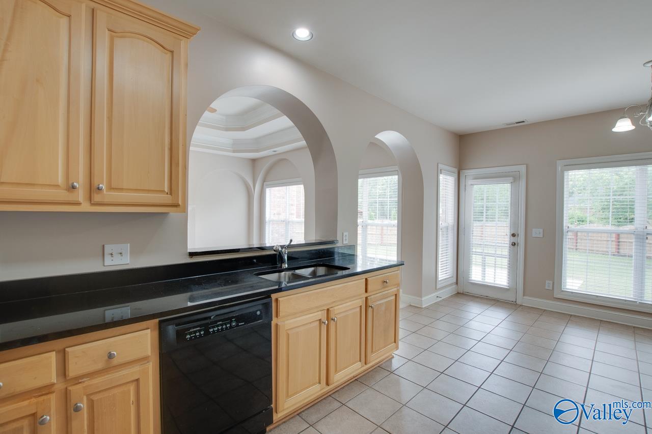 2704 Wenzel Circle, Owens Cross Roads, Alabama image 22