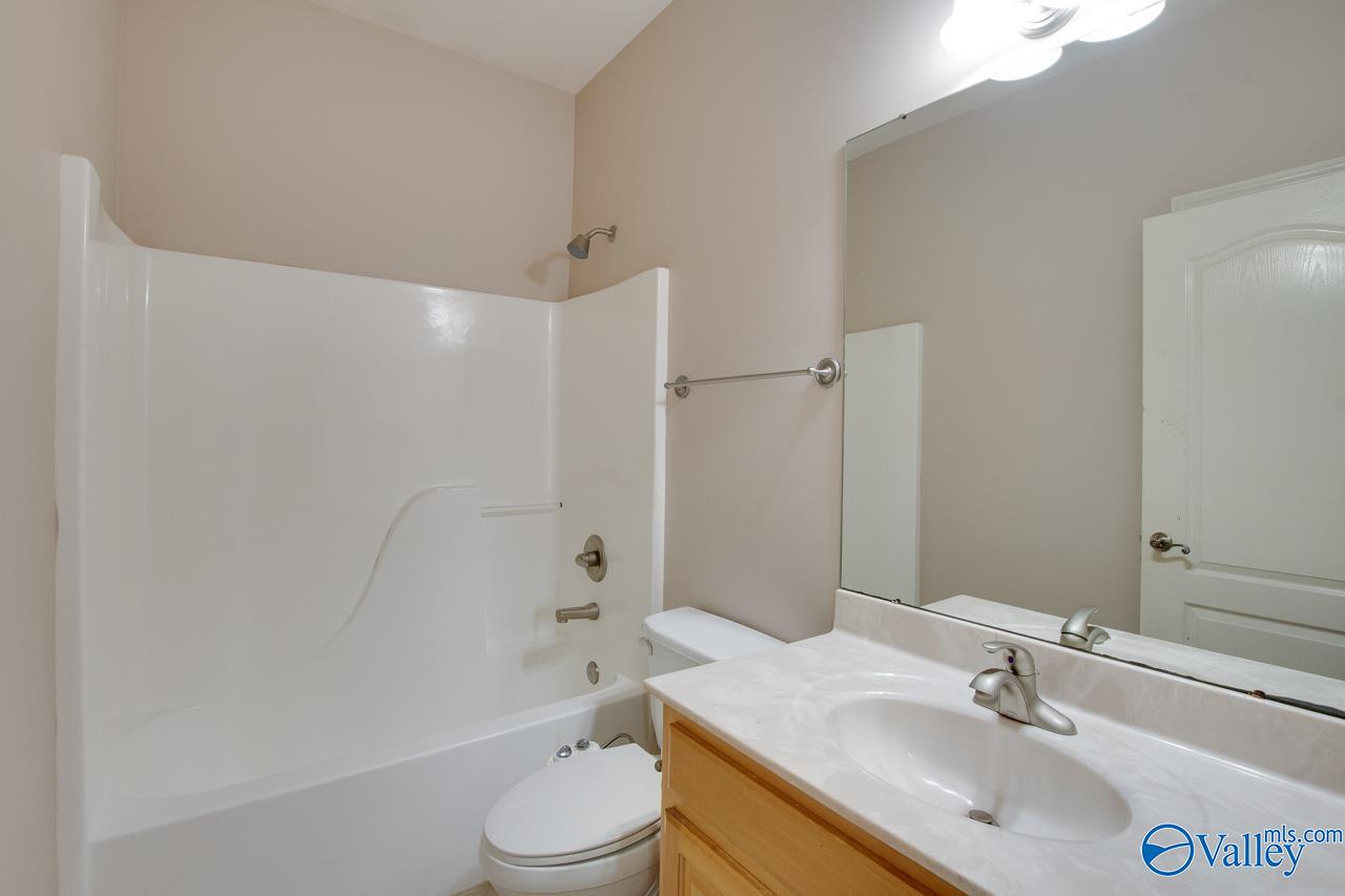 2704 Wenzel Circle, Owens Cross Roads, Alabama image 31