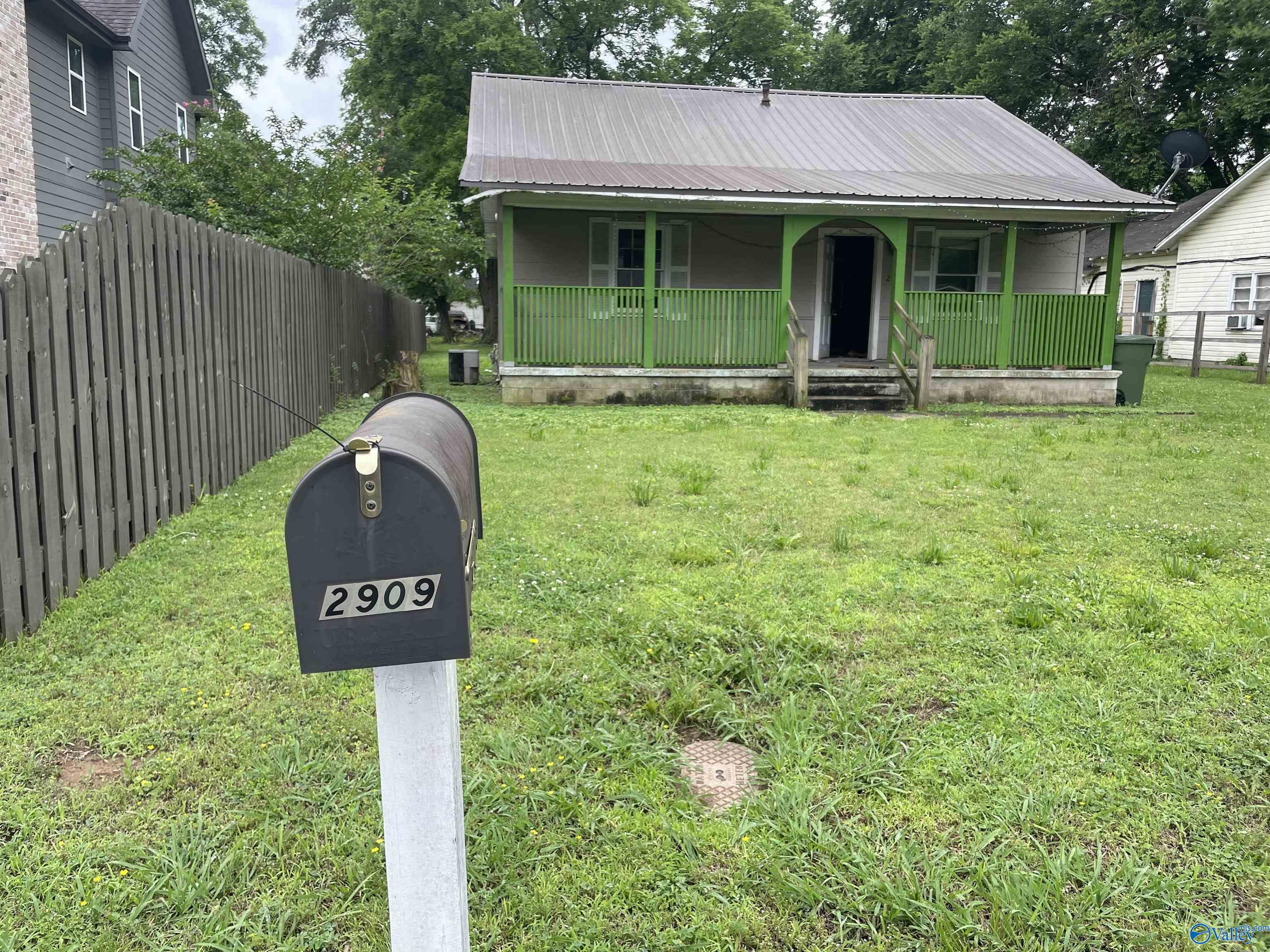 2909 8th Avenue, Huntsville, Alabama image 4