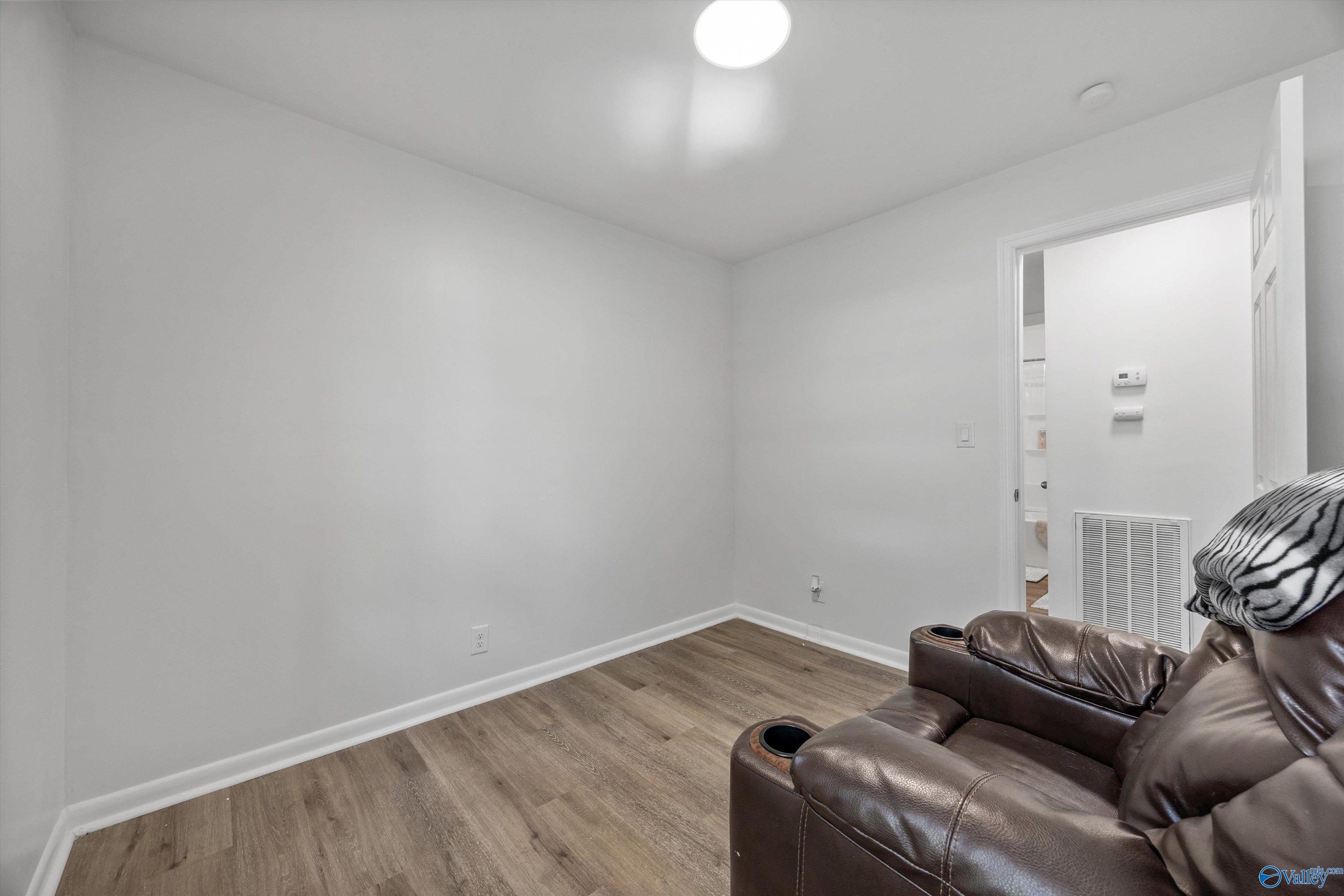2703 Cave Avenue, Huntsville, Alabama image 12