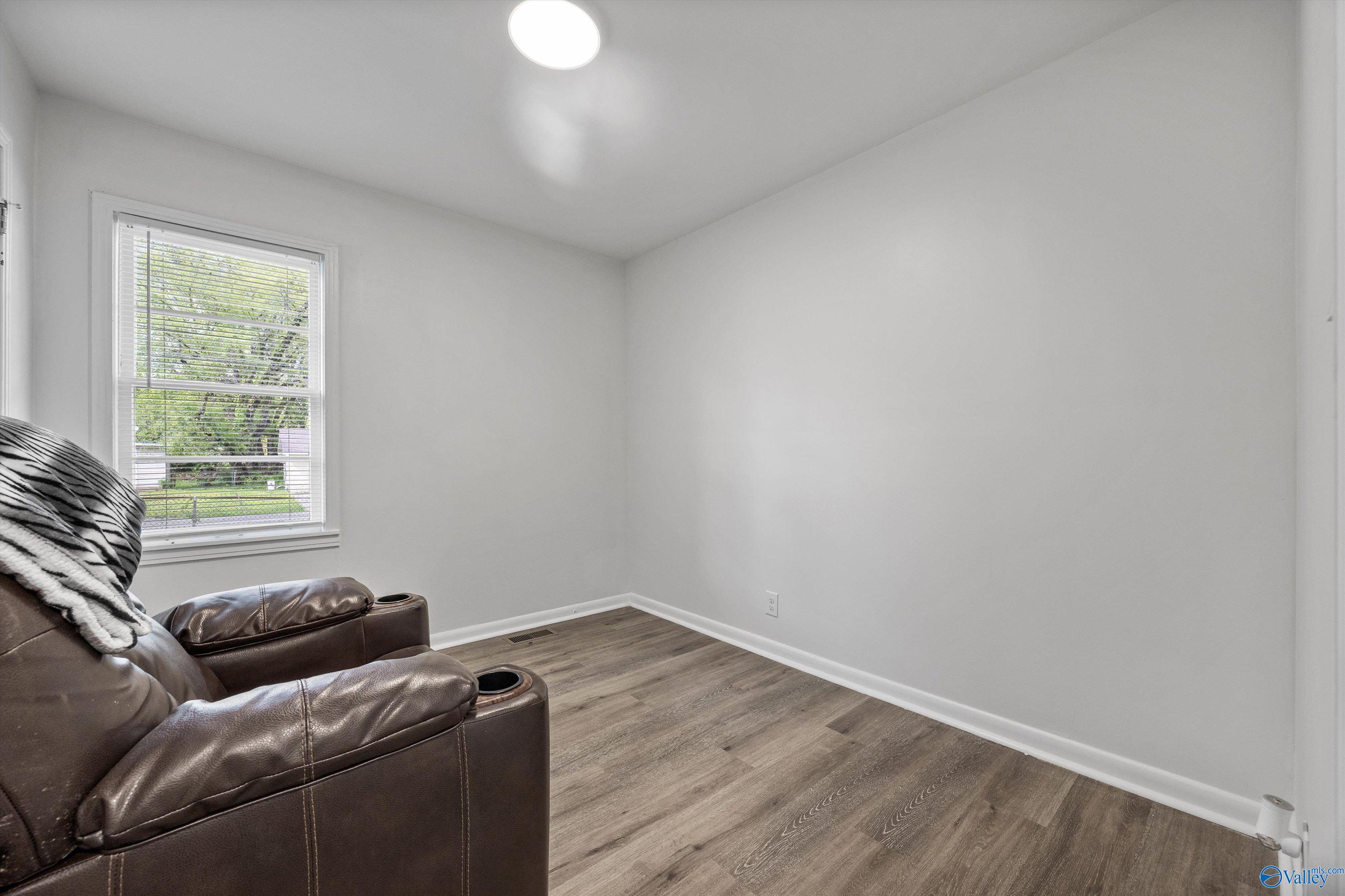 2703 Cave Avenue, Huntsville, Alabama image 13