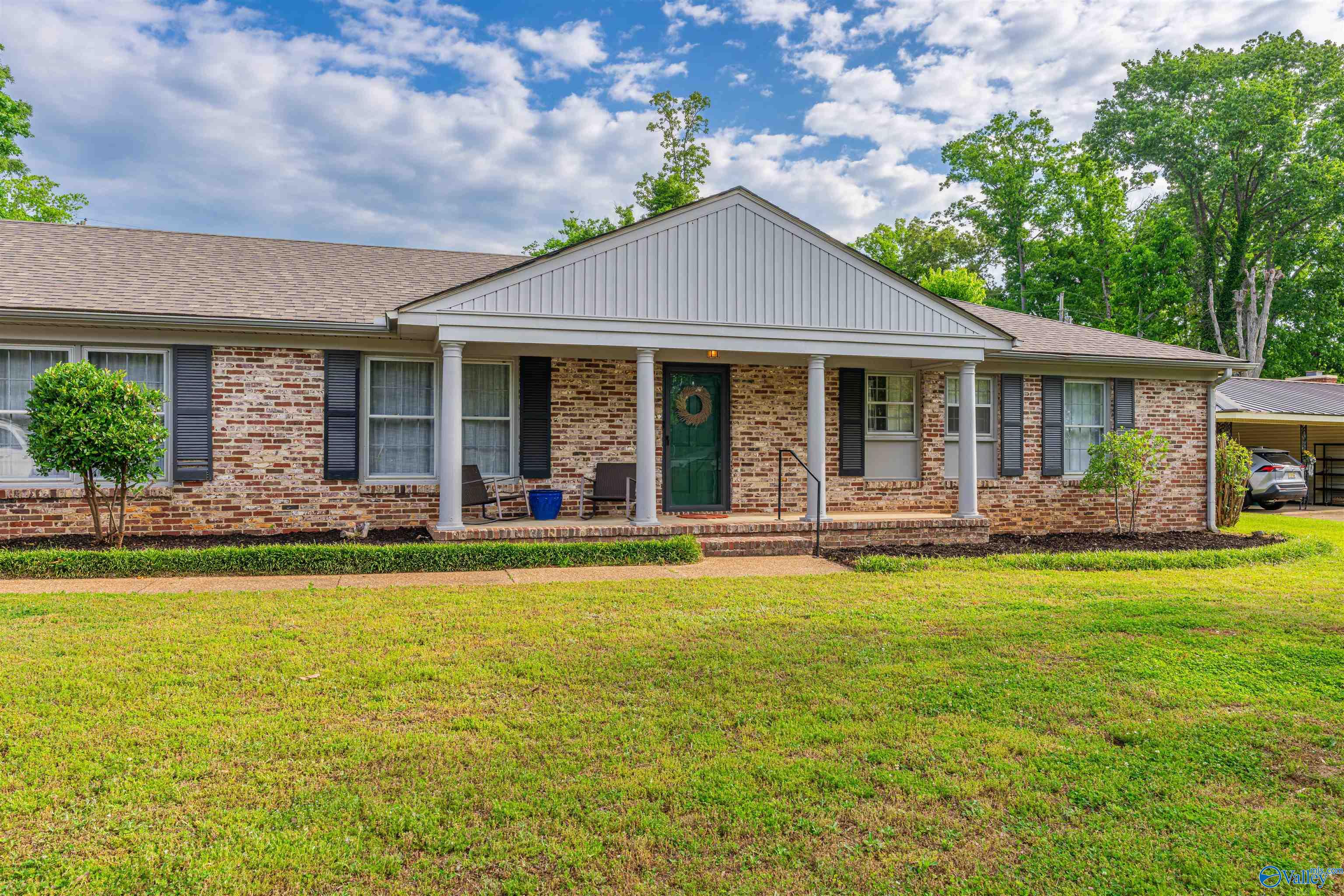 114 Kathy Street, Florence, Alabama image 1