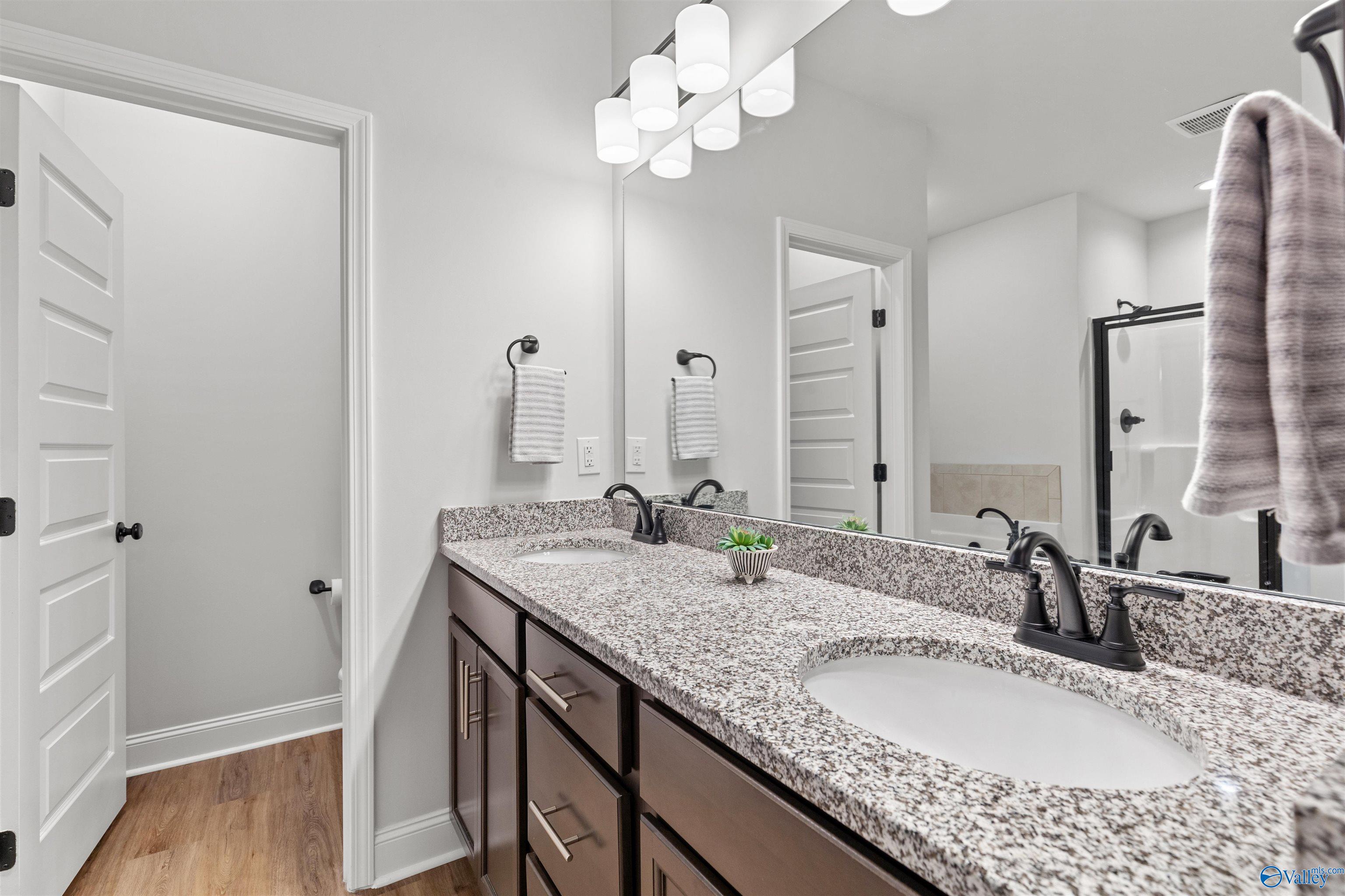 24009 Quints Drive, Athens, Alabama image 30