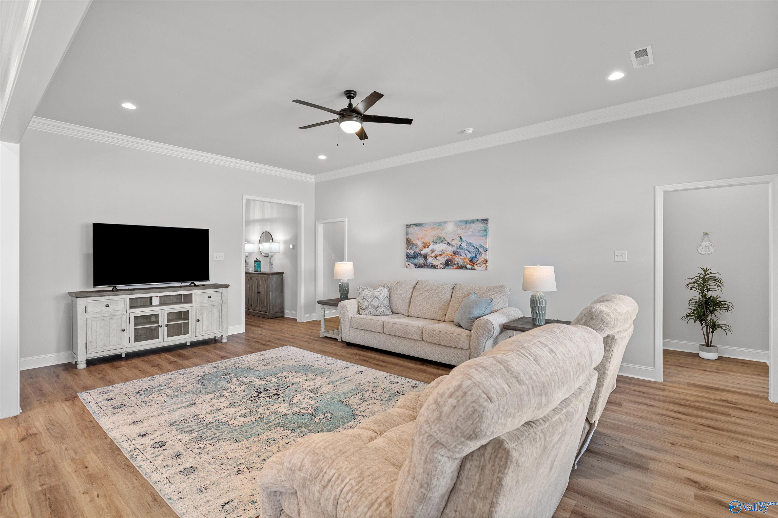 24009 Quints Drive, Athens, Alabama image 9