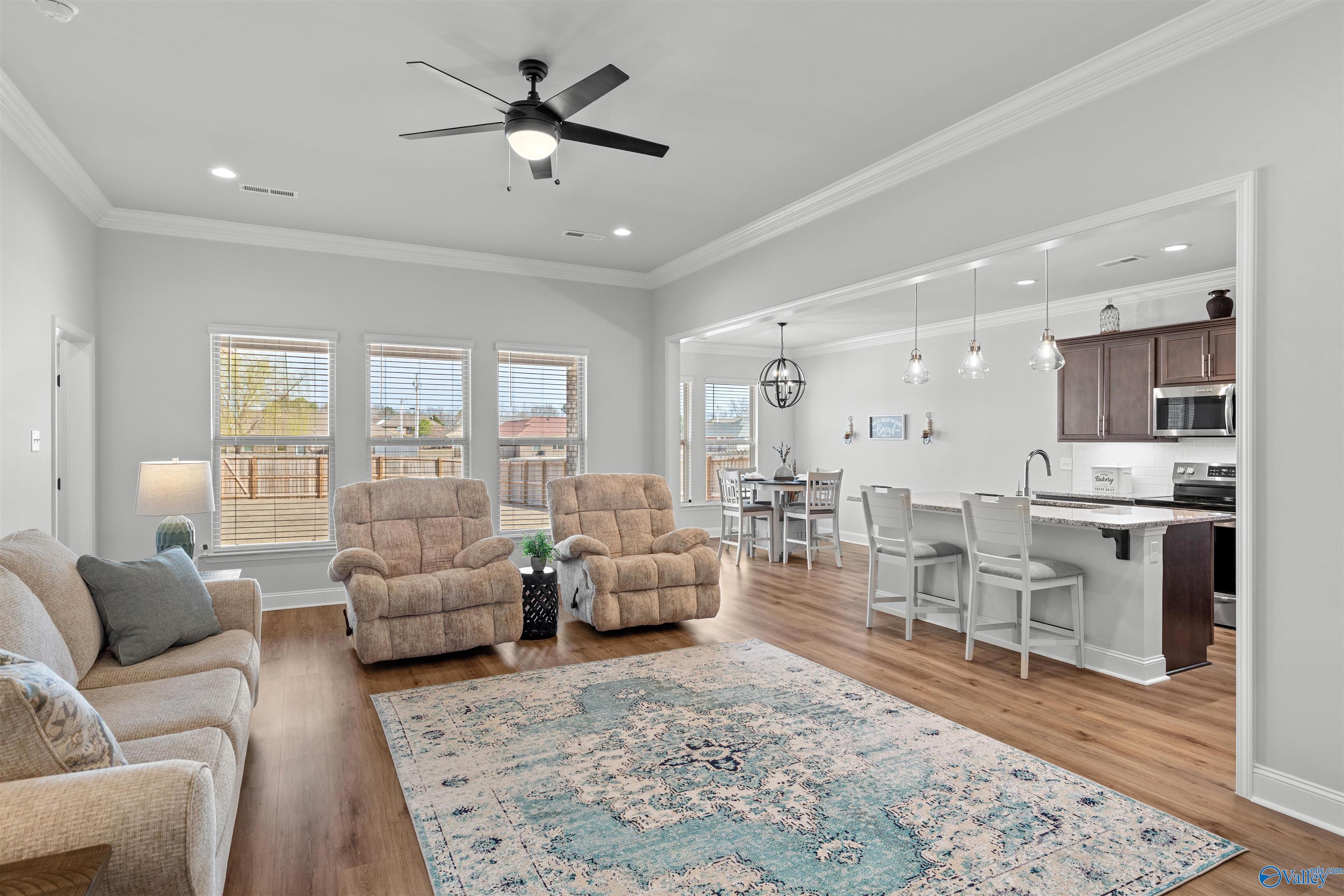 24009 Quints Drive, Athens, Alabama image 7