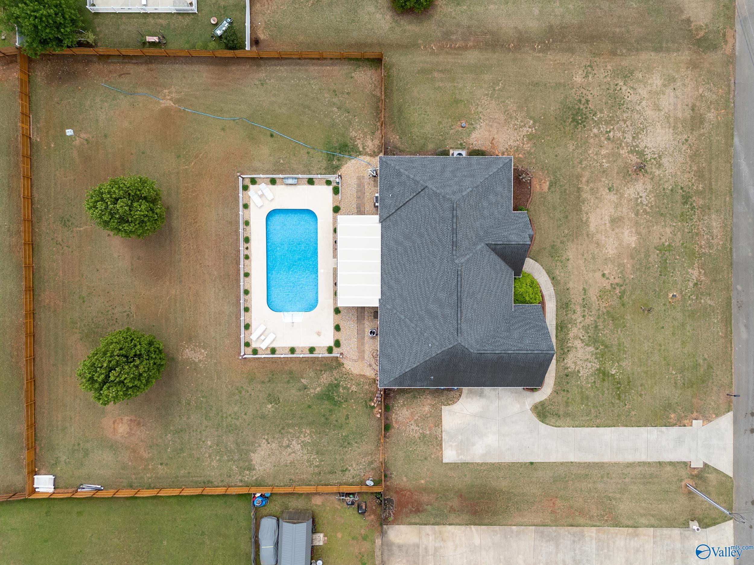 141 Turtle Bend Drive, Toney, Alabama image 3