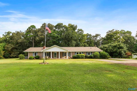 Homes For Sale - 247 Willow Tree Lane<br/> Marshall County, Union Grove, AL 35175