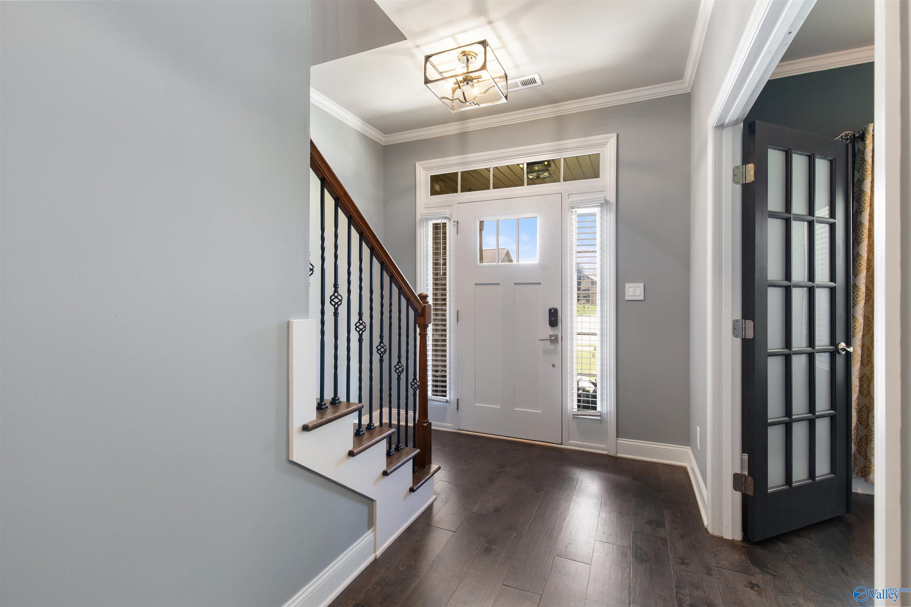 212 Maigold Circle