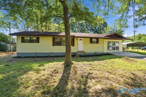 Homes For Sale - 312 Alabama Avenue<br/> Cullman County, Hanceville, AL 35077
