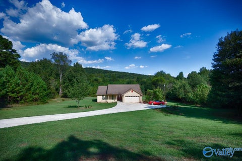 Homes For Sale - 2130 County Road 119<br/> Woodville, AL 35776
