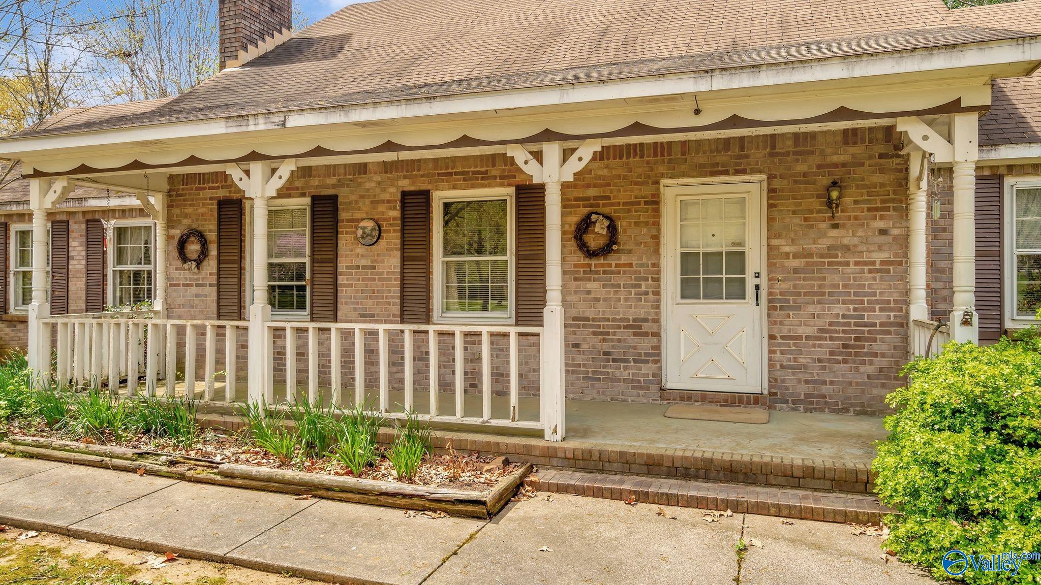 271 Dry Creek Cove Road, Laceys Spring, Alabama image 10