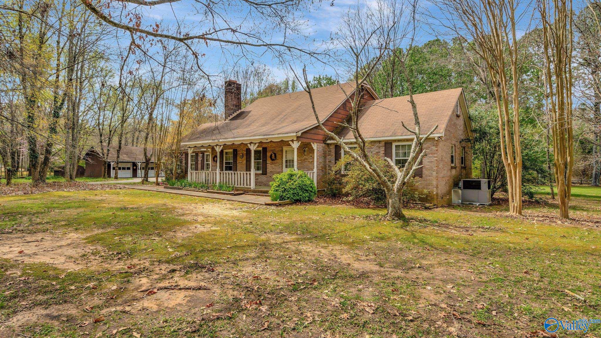 271 Dry Creek Cove Road, Laceys Spring, Alabama image 3