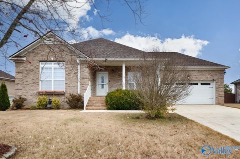 Photo of 25544 Caldera Drive, Athens, AL 35613 (MLS # 21905327)