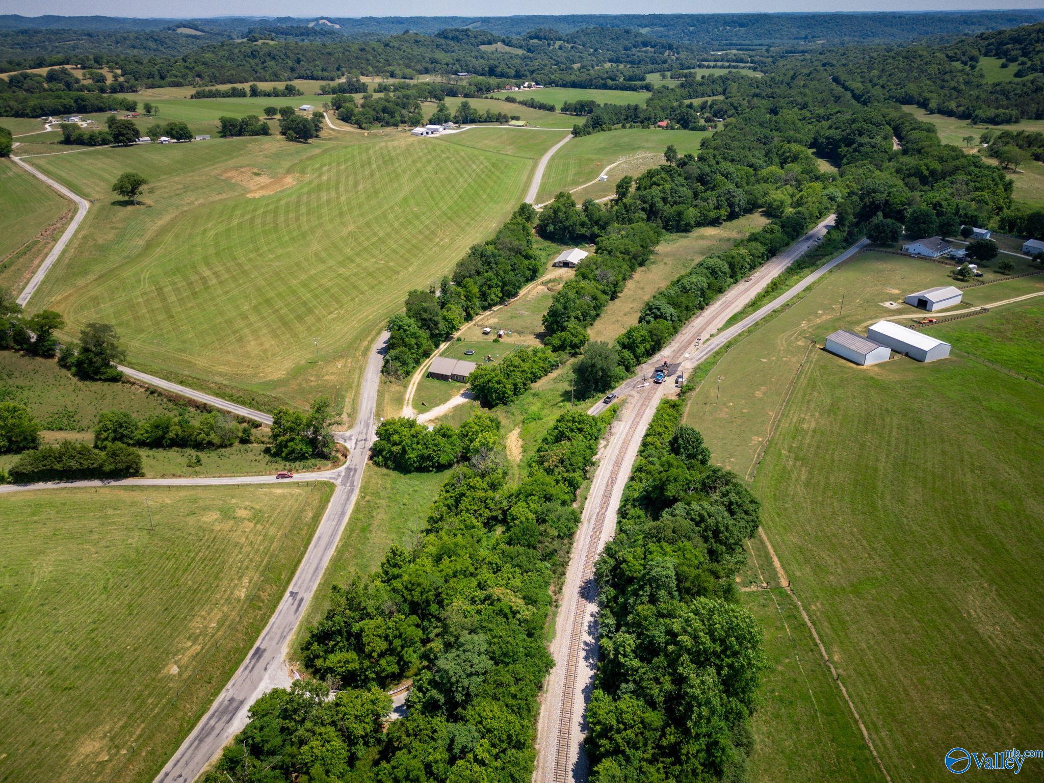 3328 Diana Road, Pulaski, Tennessee image 9