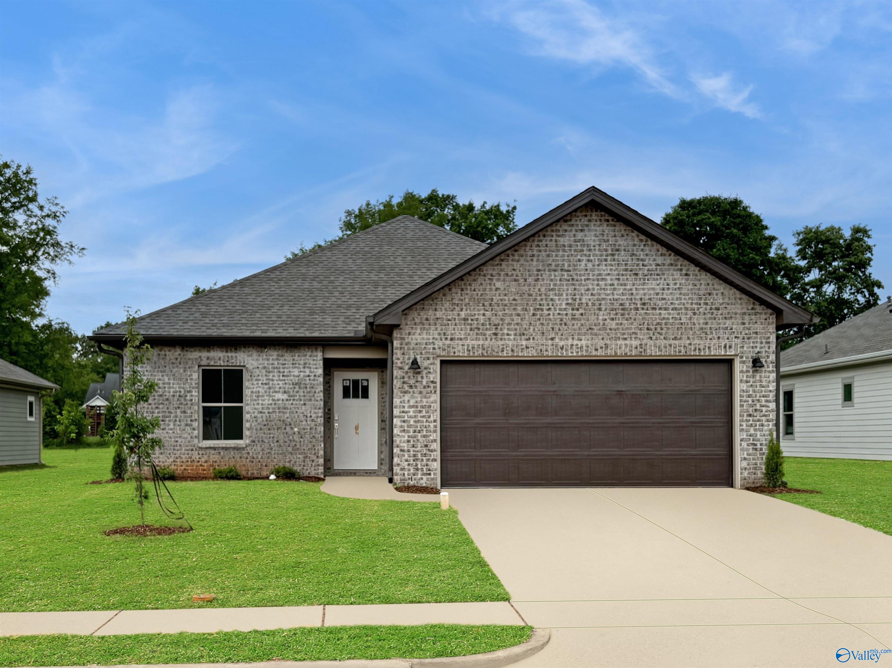 17926 Emma Jo Lane, Athens, Alabama image 1