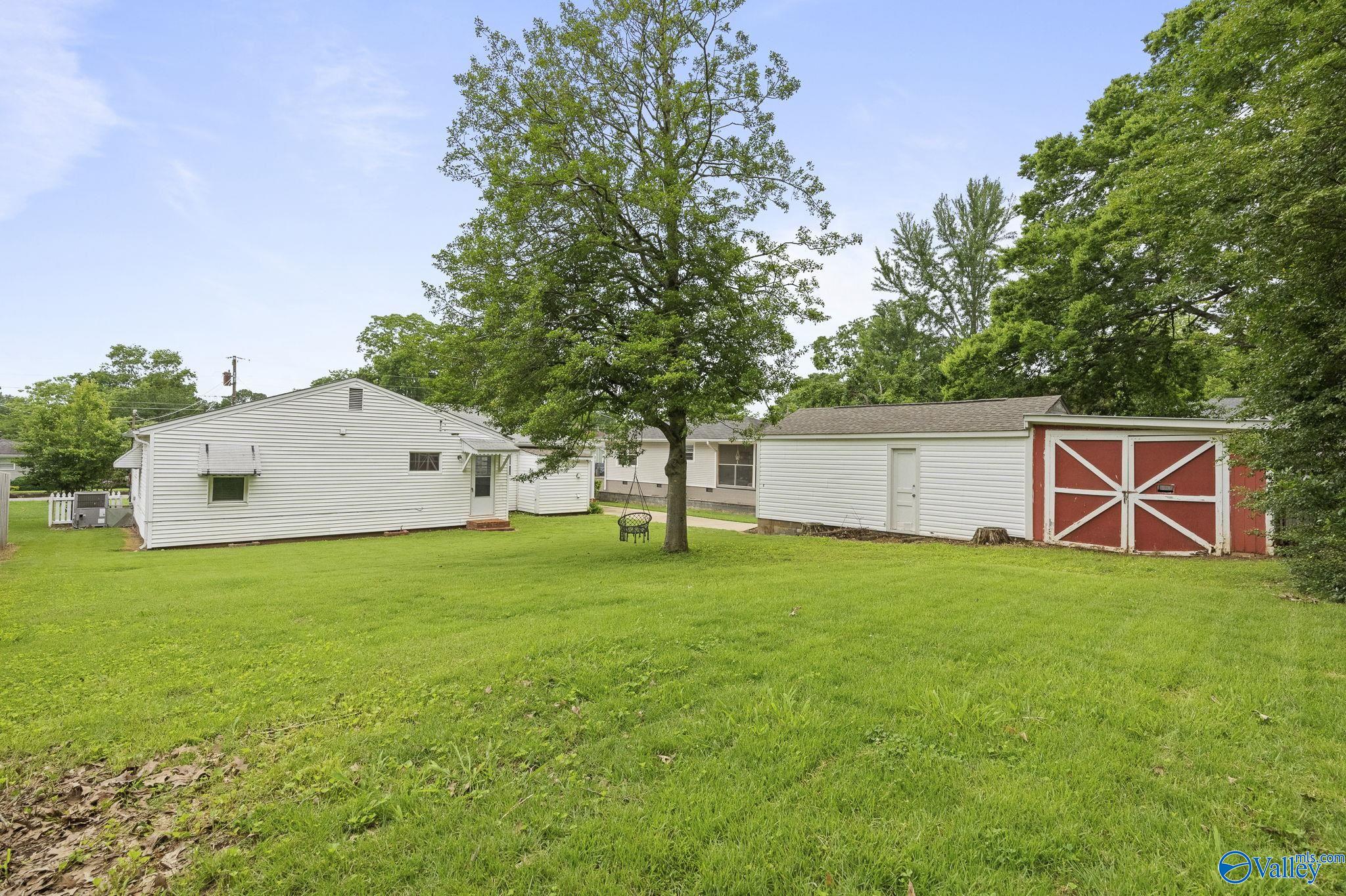 2609 Woodview Drive, Huntsville, Alabama image 22