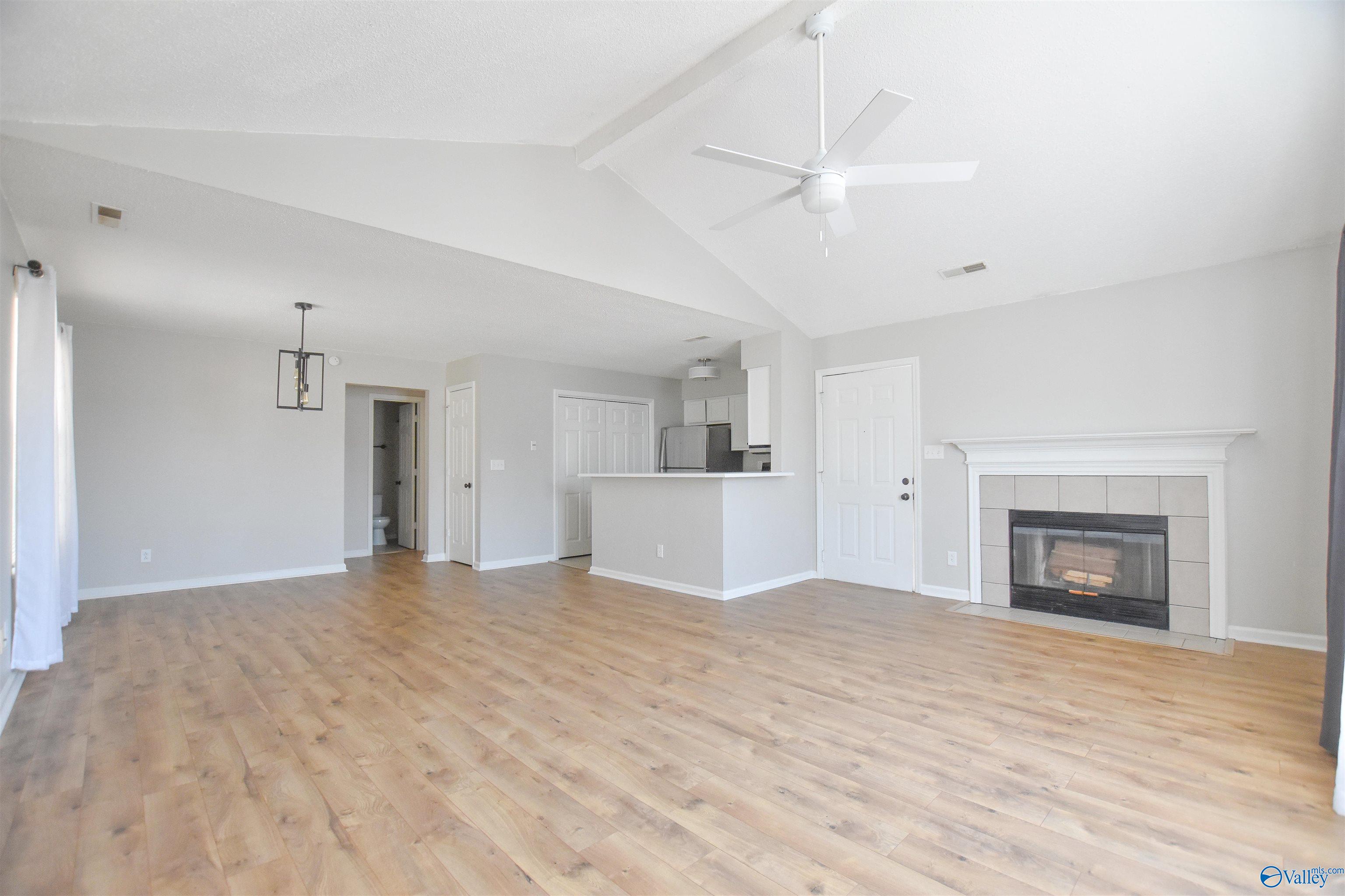 210 Waters Edge Lane 6