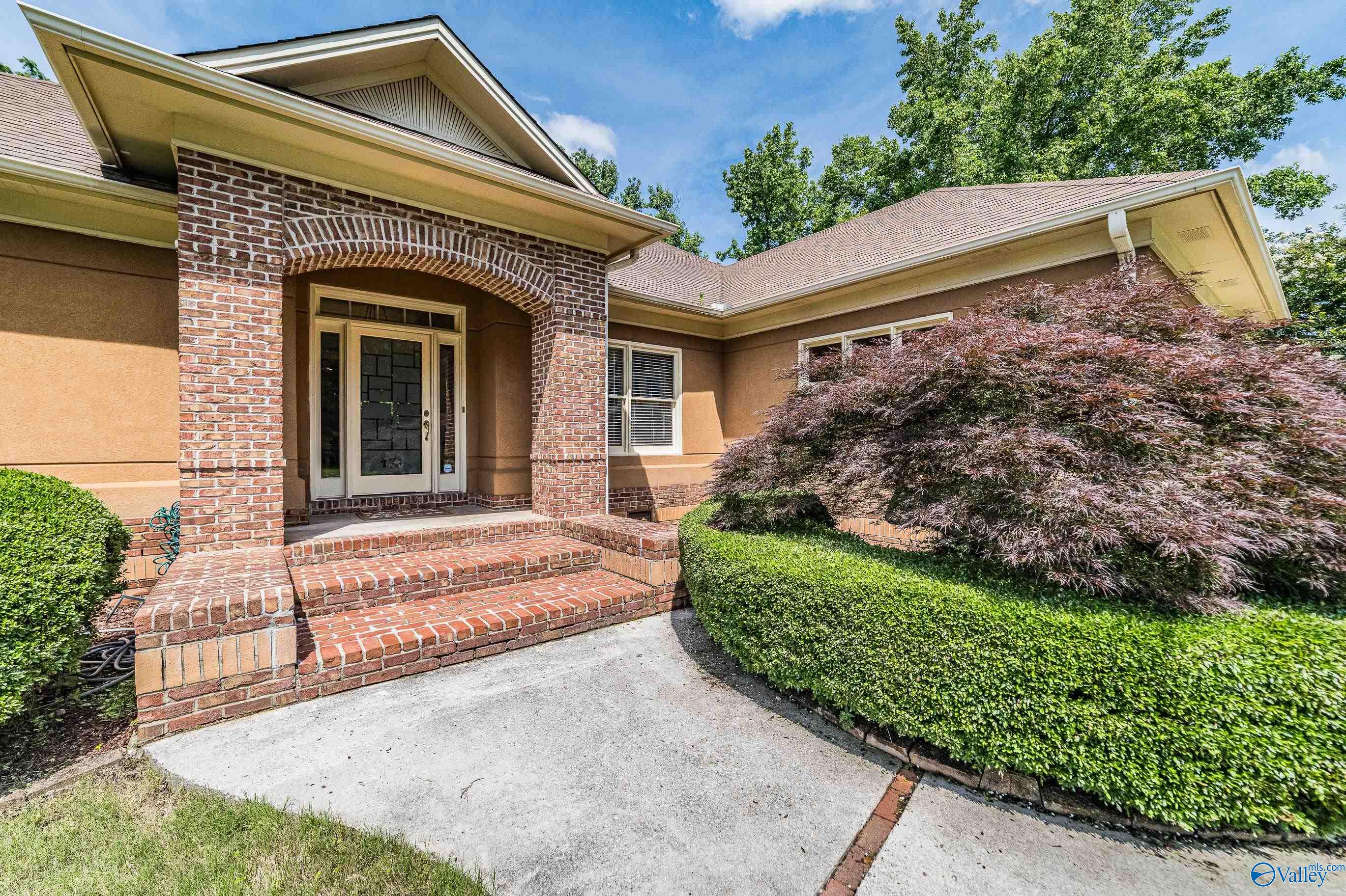 471 Highland Drive