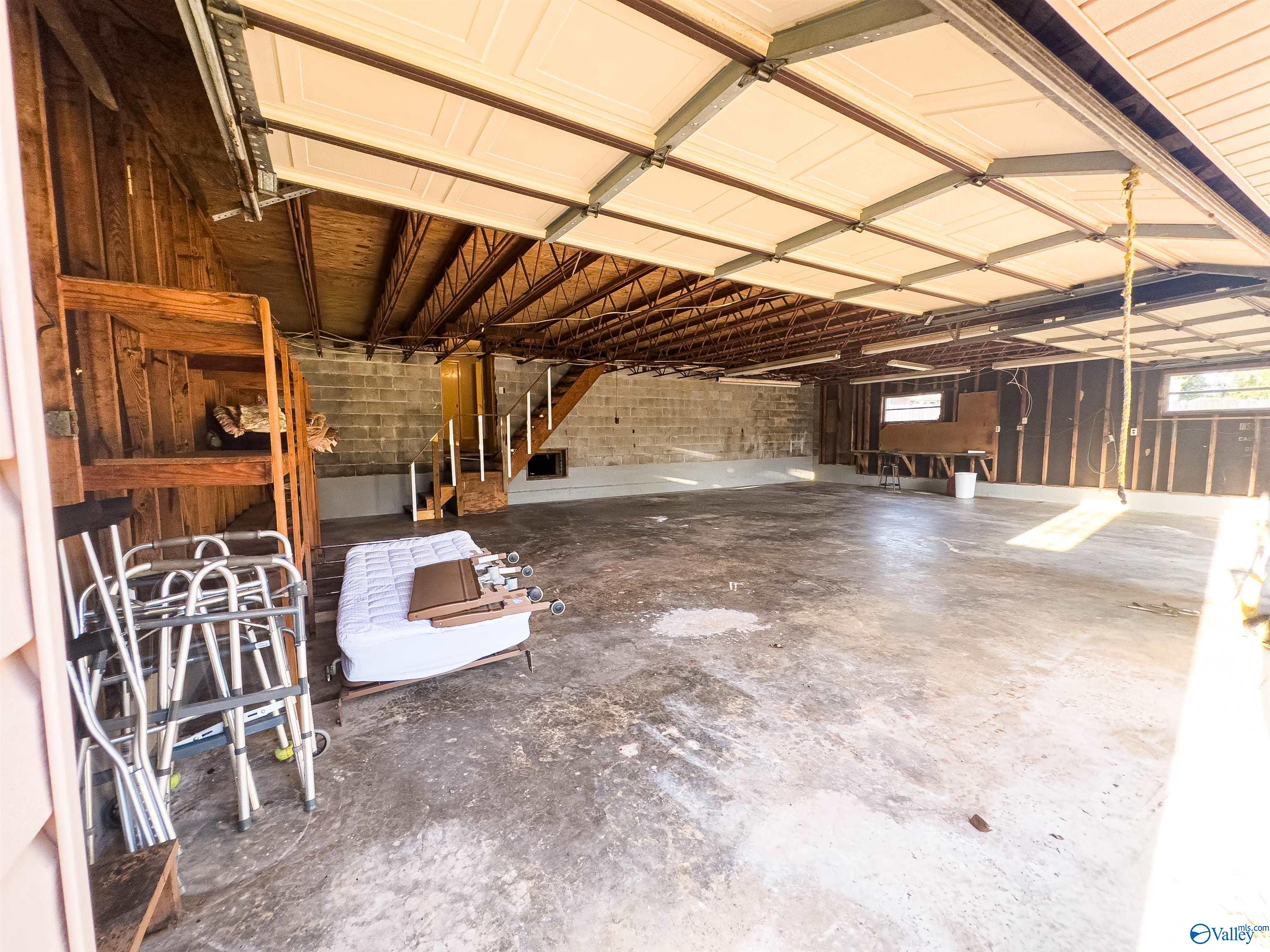 10 NE Brookwood Circle, Arab, Alabama image 31