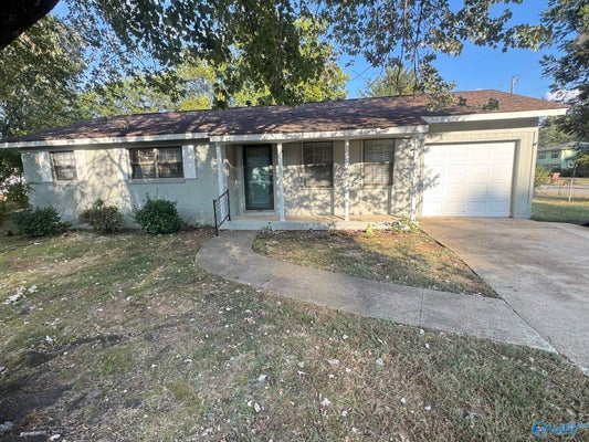 5016 ROLLING HILLS DR NW, HUNTSVILLE, AL 35810 - Image 92d152c1a61f86a8b08dca1afbb1735e/954625337