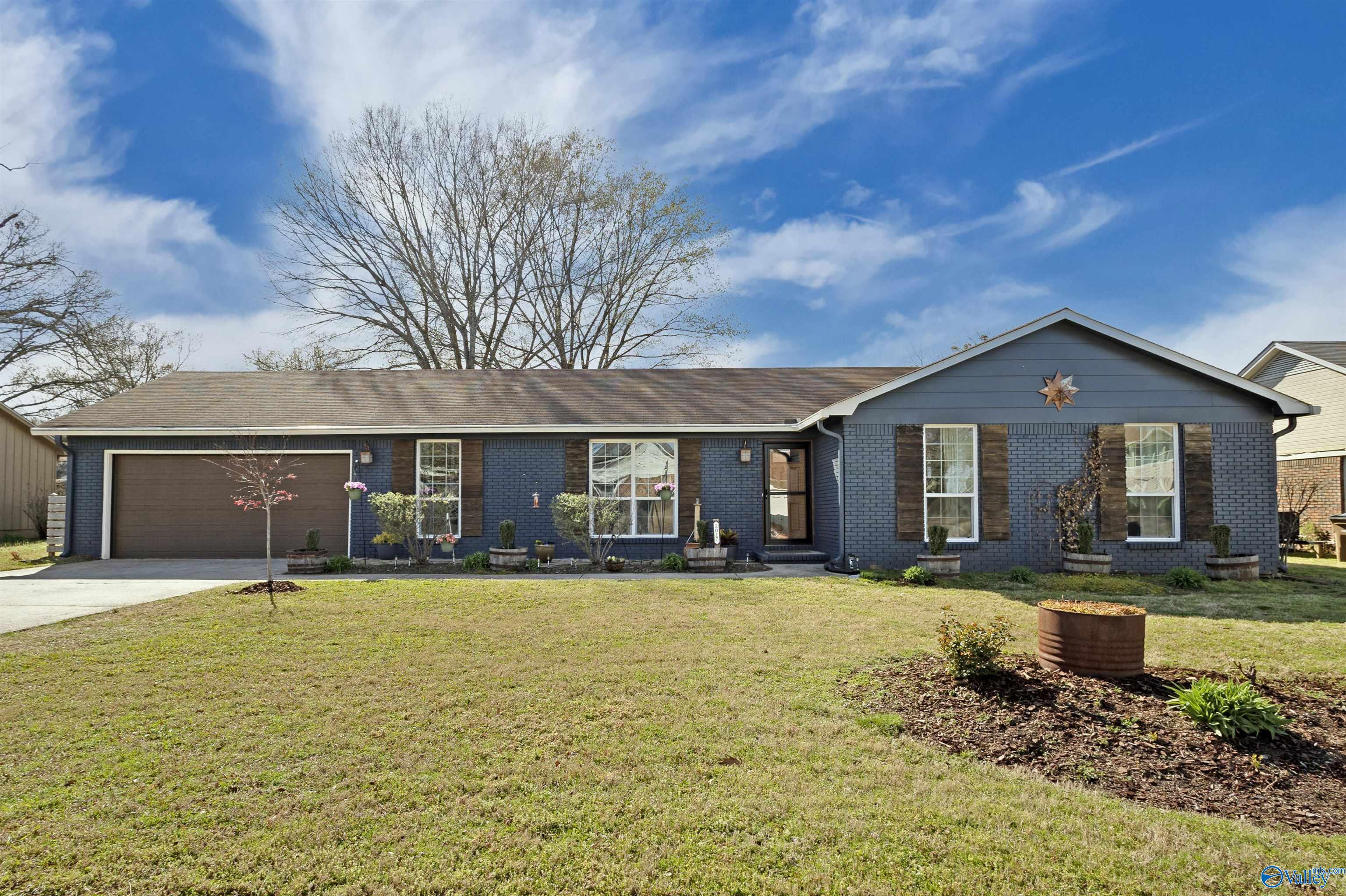 2017 Franklin Avenue, Decatur, Alabama image 1