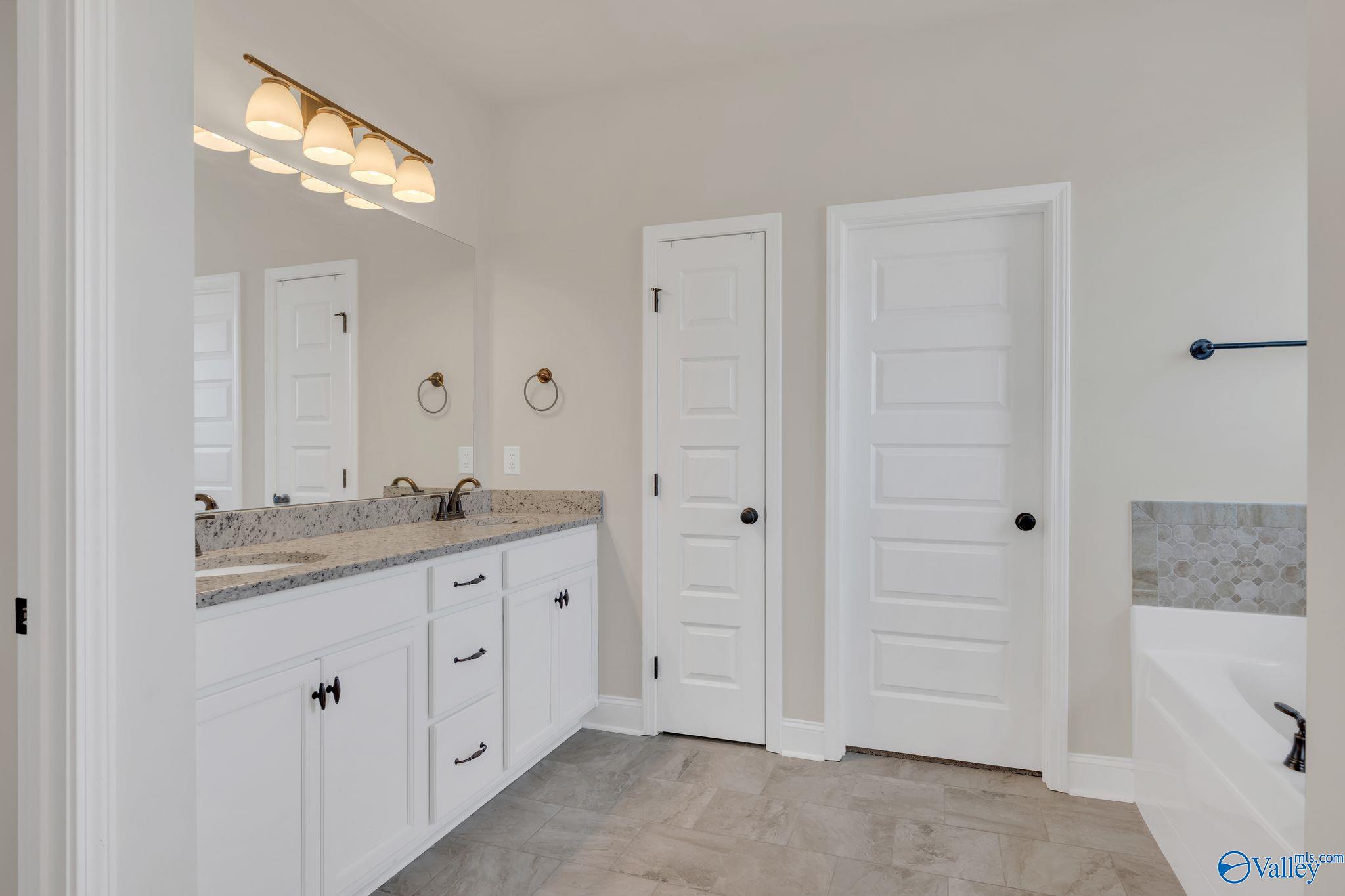 27112 Ed Ray Road, Athens, Alabama image 18
