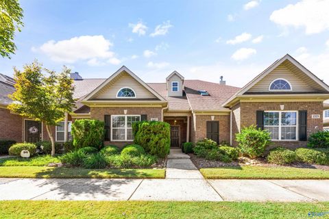 1017 Cresent Falls Huntsville AL 35806