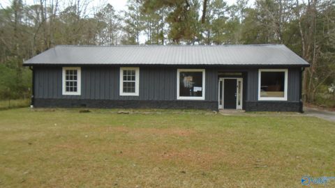 Photo of 1711 Wood Avenue SE, Attalla, AL 35954 (MLS # 21906208)