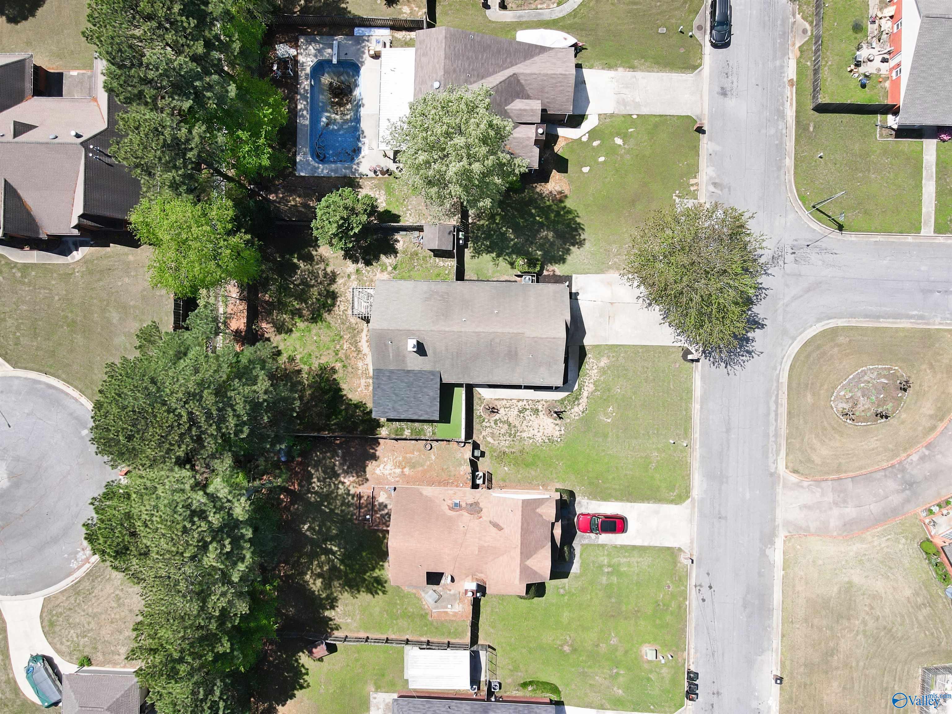 1933 S Brownstone Court, Decatur, Alabama image 3