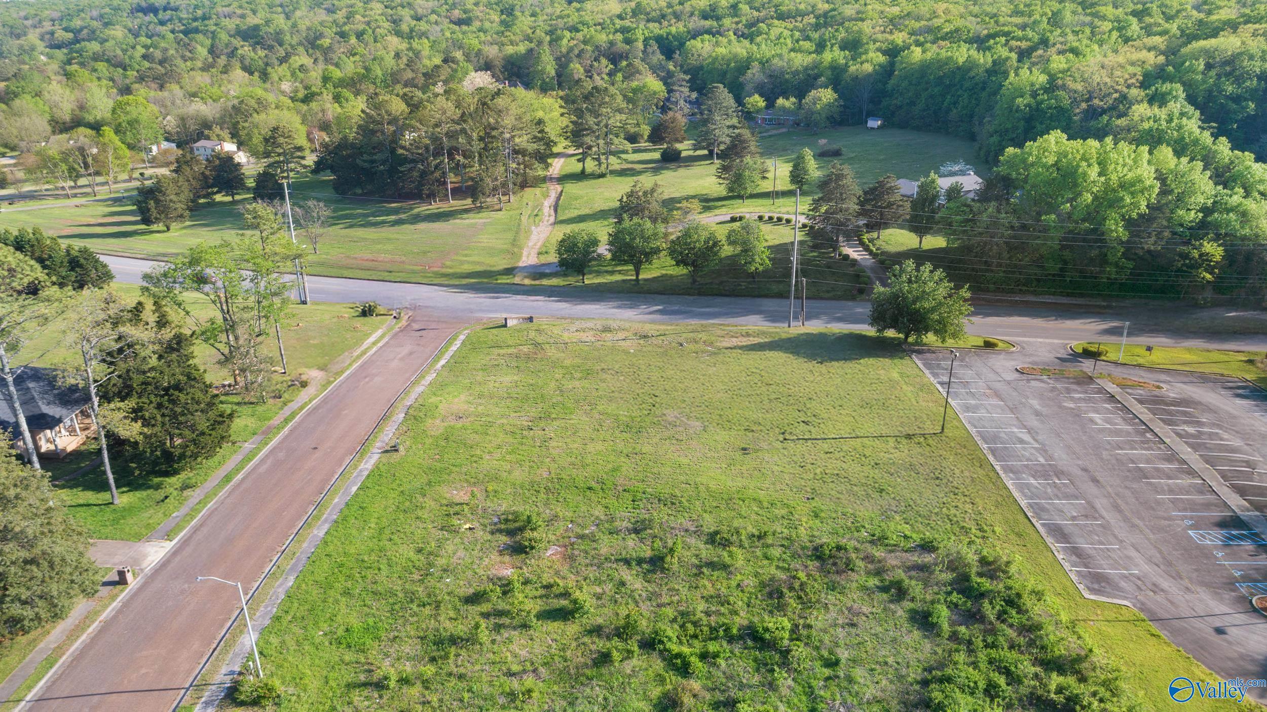6601 Amberlee Lane, Huntsville, Alabama image 2