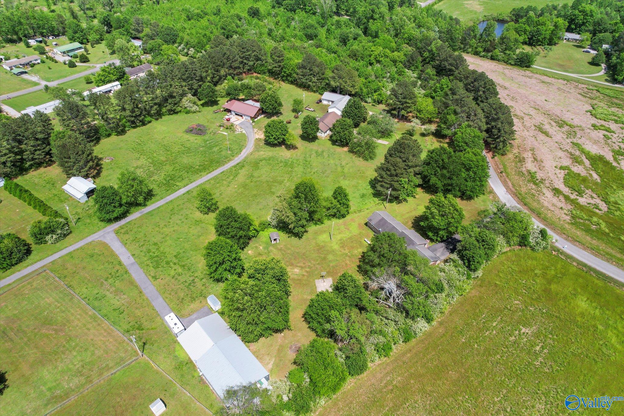 285 County Road 1387, Vinemont, Alabama image 43