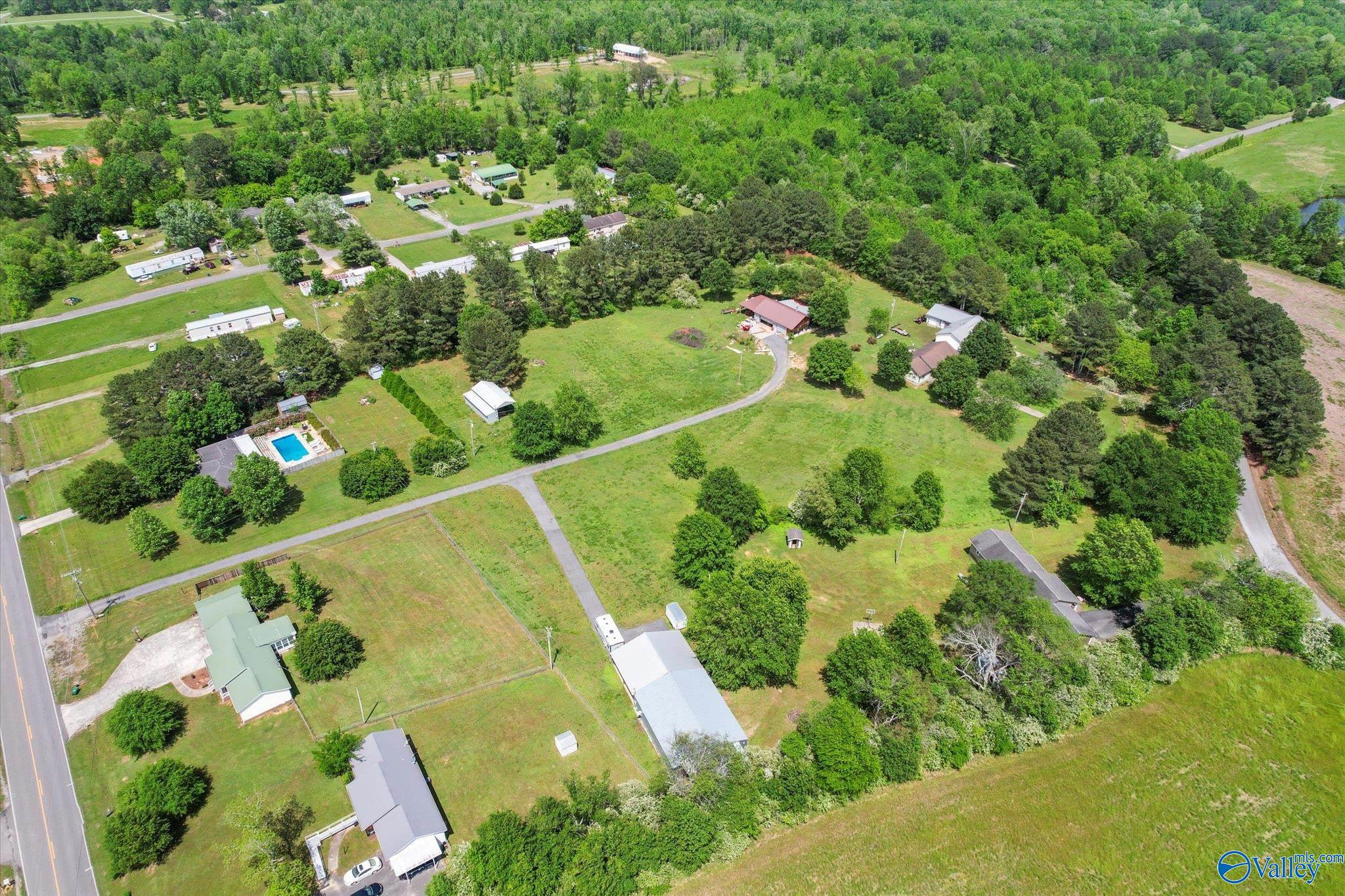 285 County Road 1387, Vinemont, Alabama image 46