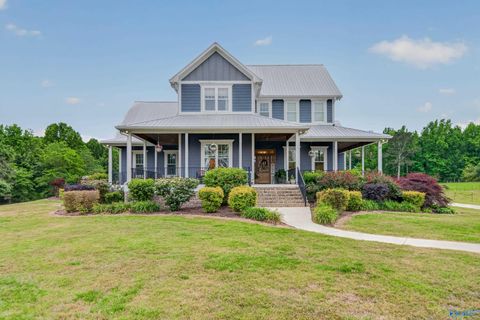 Homes For Sale - 482 Hilltop Road<br/> Joppa, AL 35087