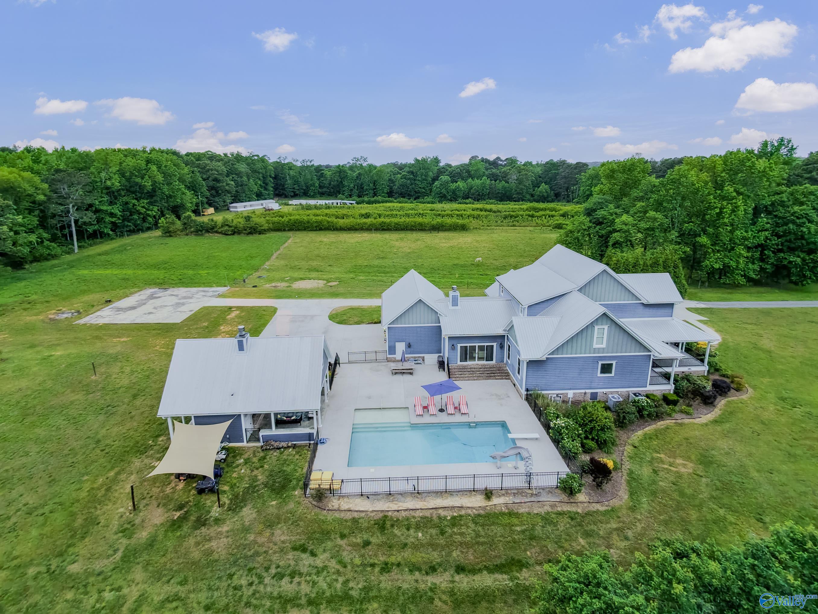 482 Hilltop Road