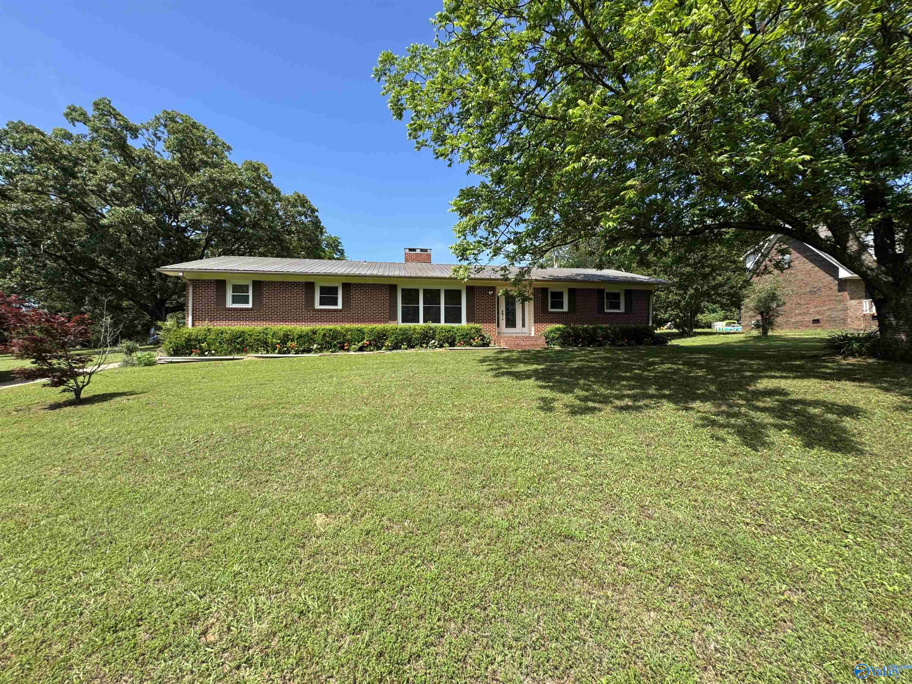 137 Winn Road, Scottsboro, Alabama image 1