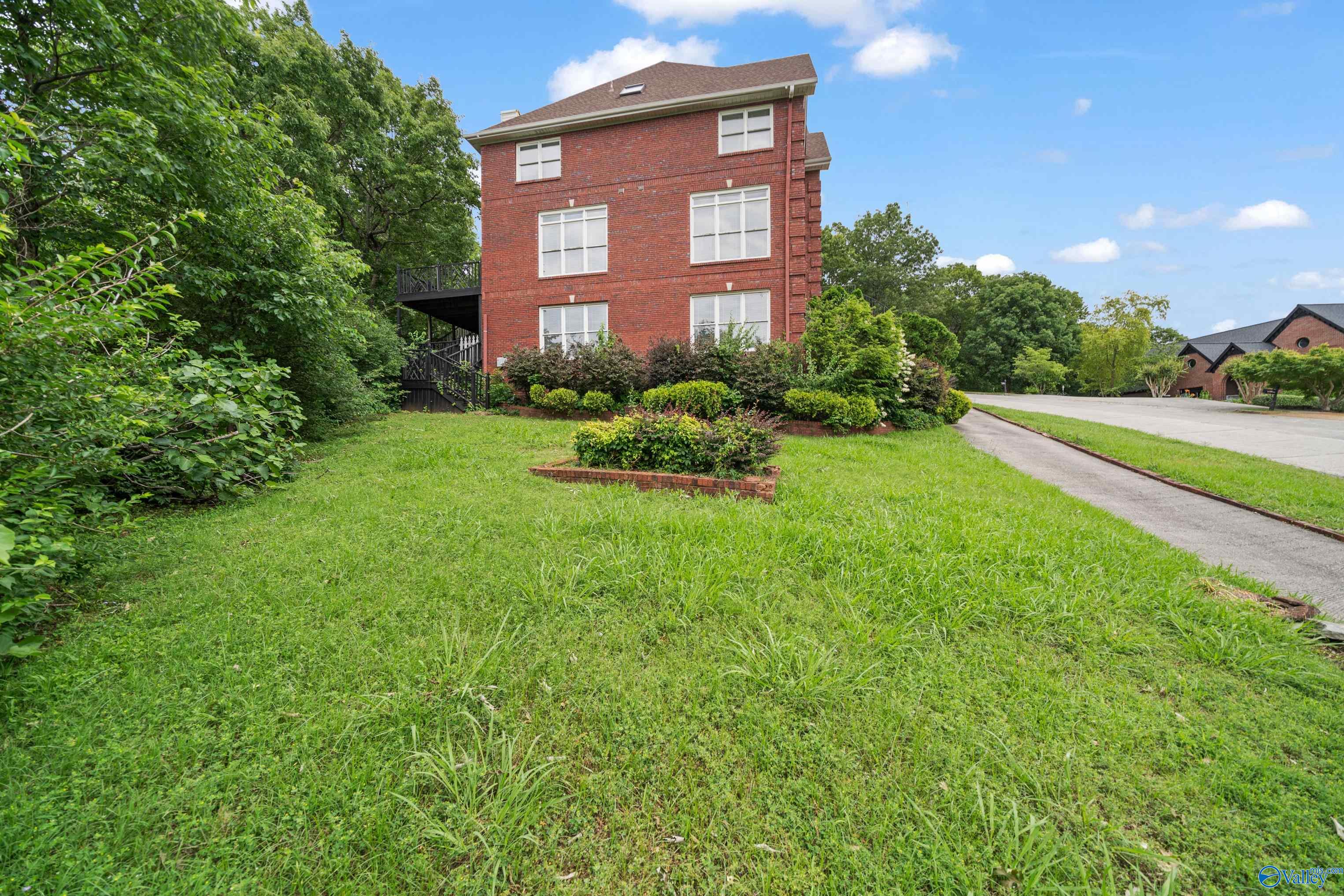 2219 Governors Bend Road, Huntsville, Alabama image 4
