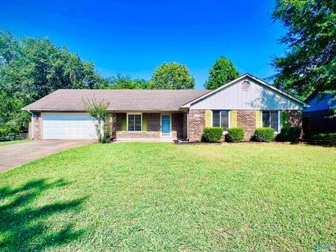 Homes For Rent - 116 Bibb Drive<br/> Madison, AL 35758